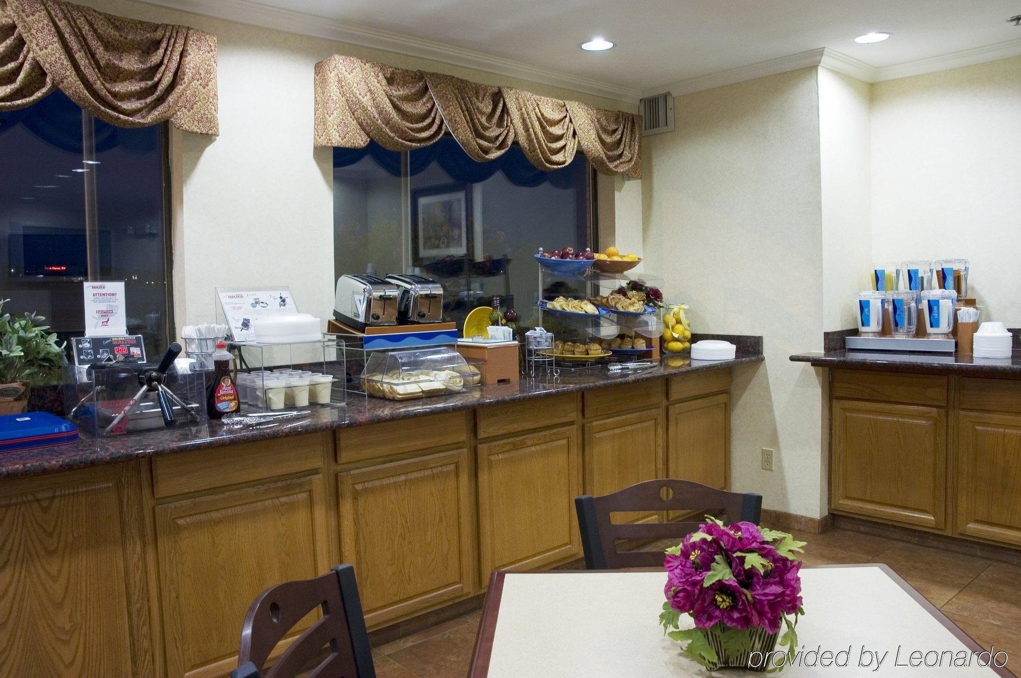 Best Western Garden Inn Сан Антонио Ресторант снимка