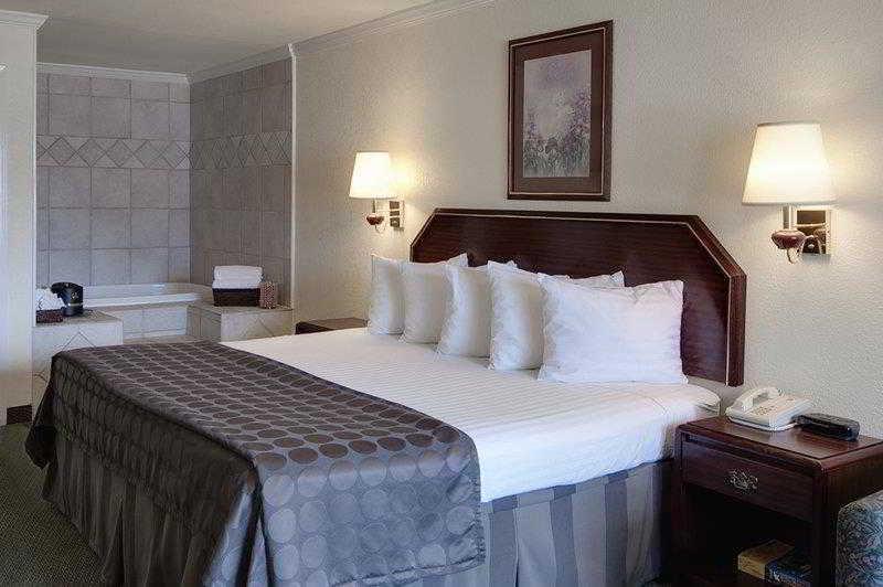 Best Western Garden Inn Сан Антонио Екстериор снимка